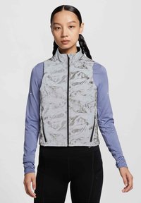 Спортивный жилет