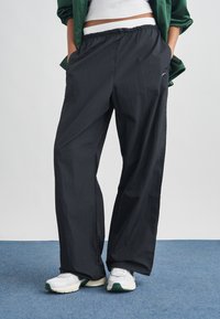 Спортивные штаны Спортивные штаны