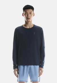 Спортивная майка