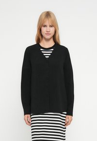 Атласная блузка