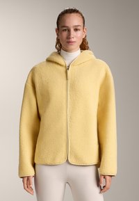 Флисовая куртка