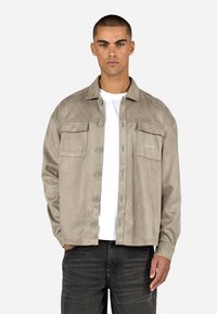 Рубашка Рубашка