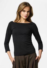 Майка с рукавом три четверти