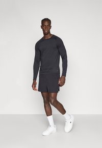 Спортивная майка