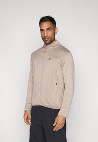 Флисовая куртка