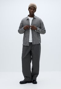 Спортивные штаны