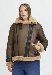 Зимняя куртка