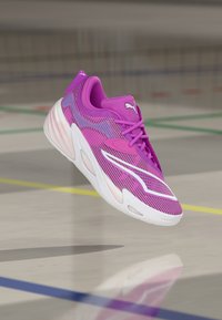 Баскетбольные кроссовки