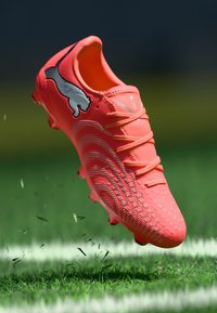 Футбольные бутсы