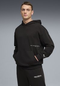 Спортивная кофта