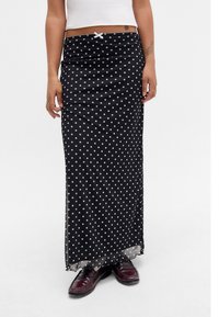 Длинная юбка Длинная юбка