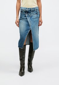 Джинсовая юбка