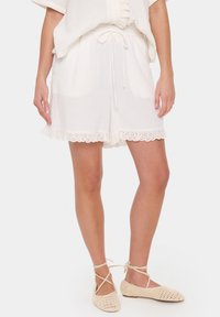 Пляжные шорты