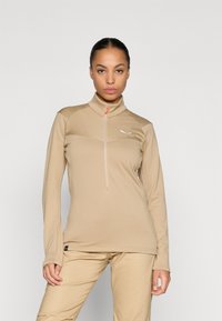 Спортивная толстовка