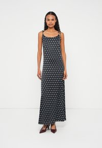 Пляжное платье