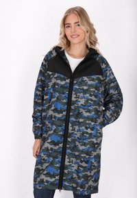 Шерстяное пальто