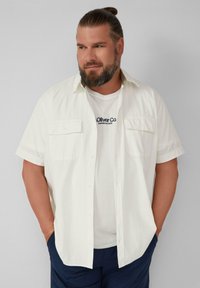 Рубашка с коротким рукавом