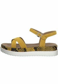 Босоножки на платформе