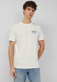 Футболка Футболка