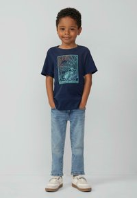 Футболка Футболка