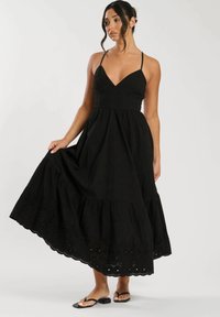 Пляжное платье