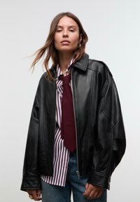 Байкерская куртка