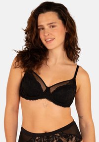 Бюстгальтер