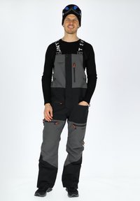 Сноубордические штаны