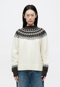 Пуловер Пуловер