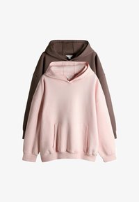 Пуловер с капюшоном