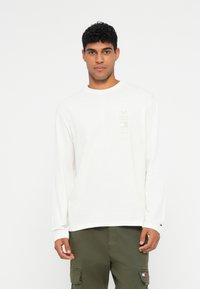 Лонгслив Лонгслив