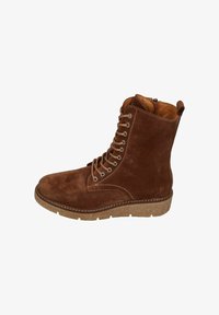 Сапожки на танкетке