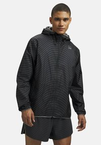 Спортивная куртка