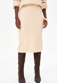 Юбка-карандаш