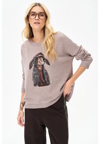 Пуловер Пуловер