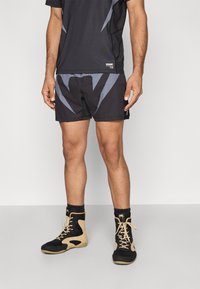 Спортивныве шорты