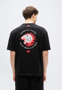 Спортивная майка