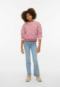 Пуловер Пуловер