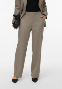 Прямые брюки