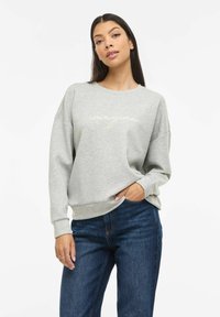 Толстовка Толстовка