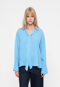 Блузка Блузка