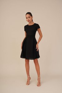 Короткое платье