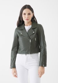 Байкерская куртка