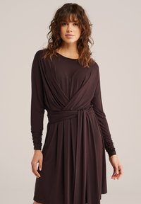 Платье Платье