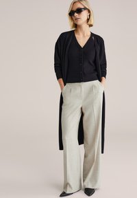 Длинный кардиган