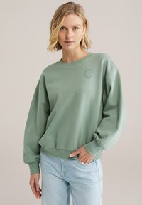 Толстовка Толстовка