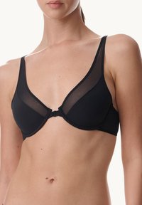 Бюстгальтер