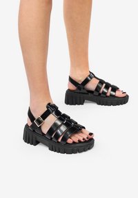 Римские сандалии