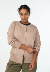 Длинный кардиган Длинный кардиган