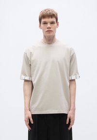 Футболка Футболка